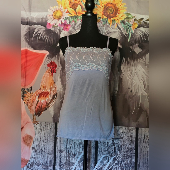 Felina Tops - Y2k Vintage Original Felina Elegant Lace Trim Women’s Top